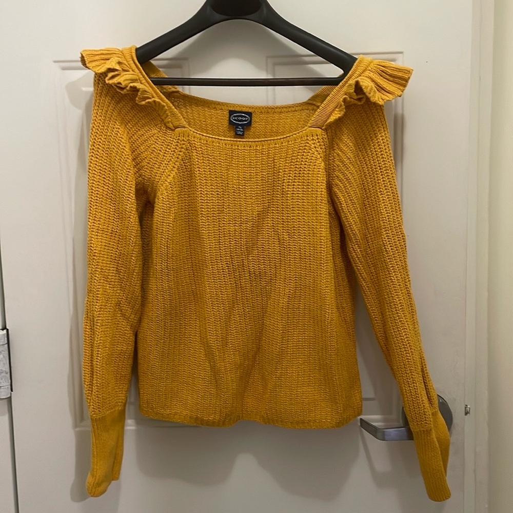 Old Navy Women's Yellow Sweater